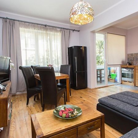 Colorful 2Bdr Apartment In The City Center صوفيا المظهر الخارجي الصورة